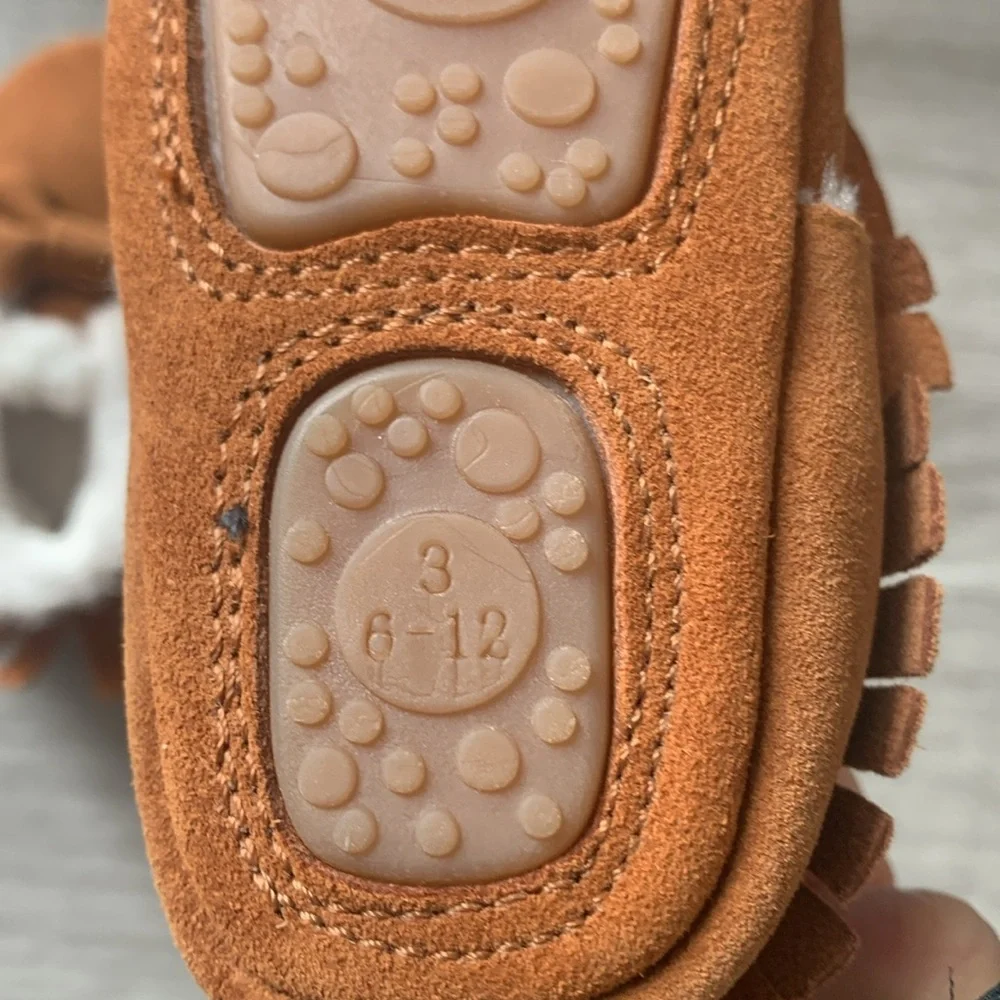 Moccasins fleece inside